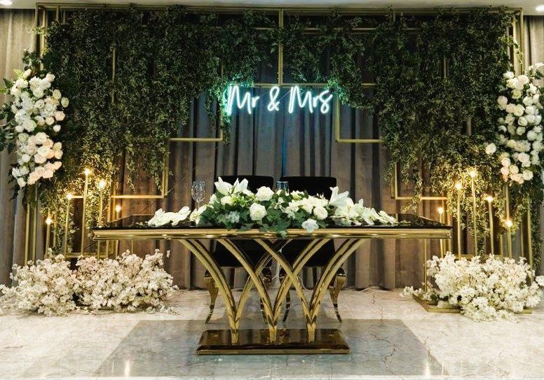 Salón Black, mesa de honor